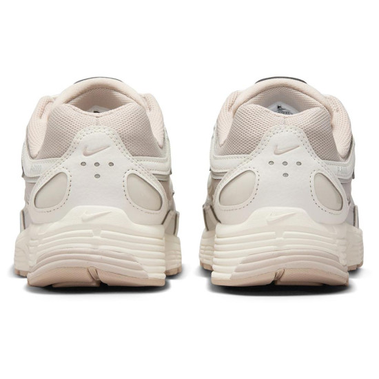 Nike P-6000 W